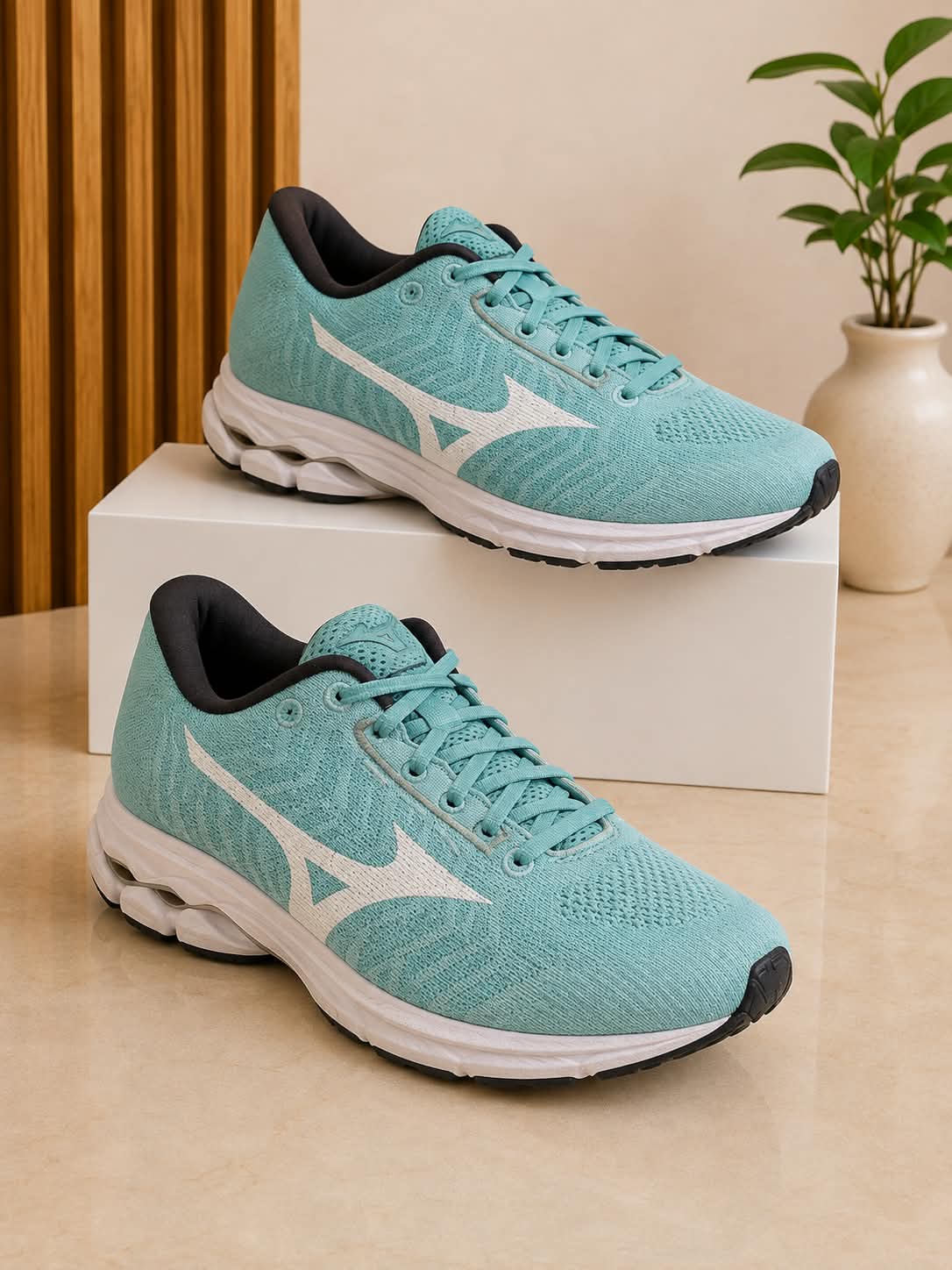 Mizuno Wave Rider Women's Performance Running Shoes – Seafoam Green / Mint