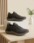 Nike Legend React – Charcoal Grey & Black