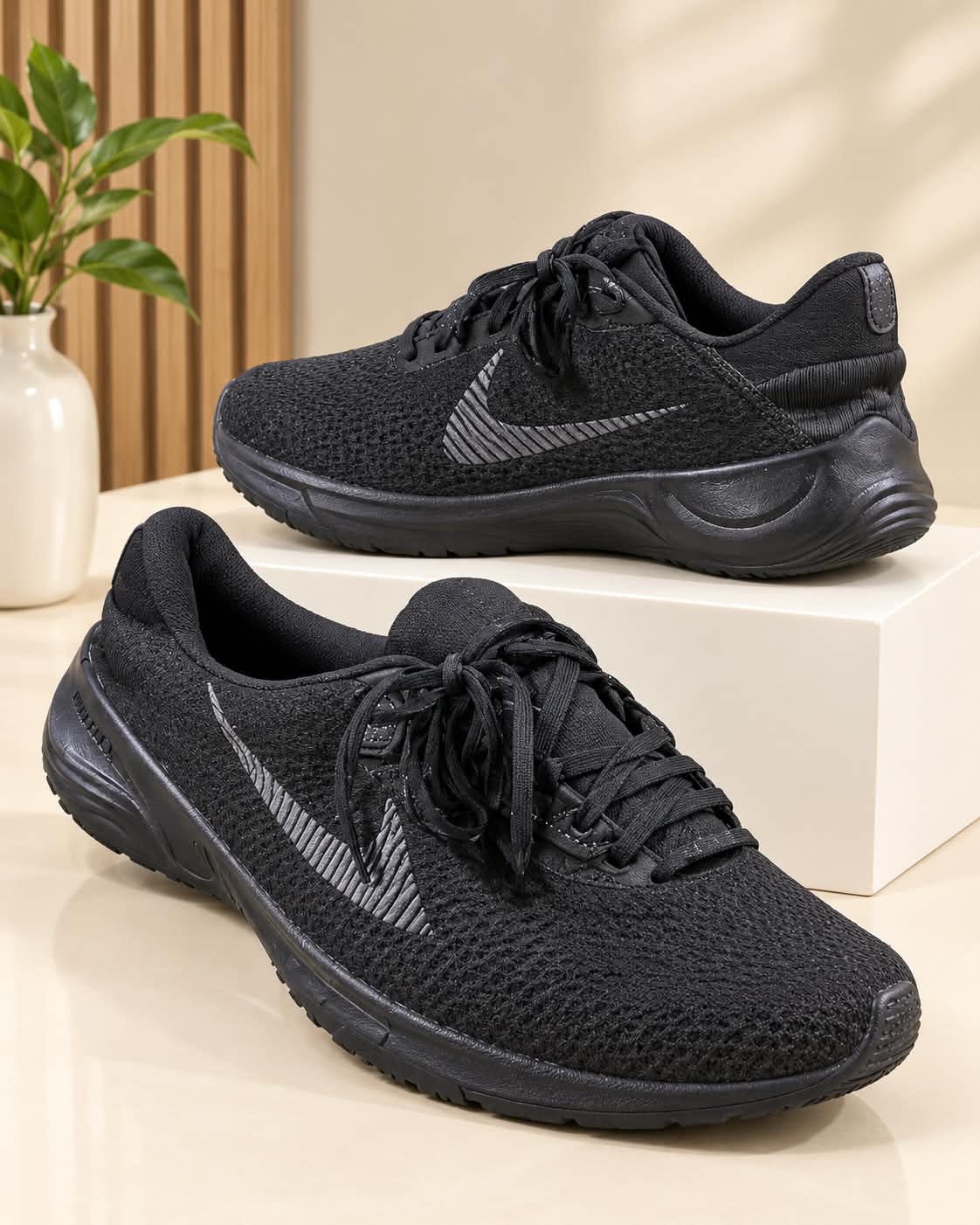 Nike Revolution 6 Next Nature – Triple Black