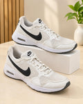 Nike Air Max Ivo – Off-White & Black