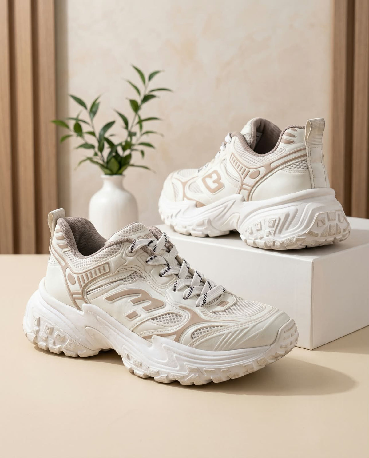 Chunky Dad Shoe / Retro Lifestyle Sneakers – Cream & Beige